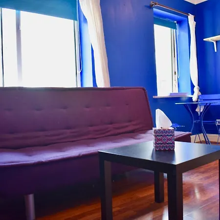 Apartment 2 Bedroom Flat In Secure Neighbourhood *